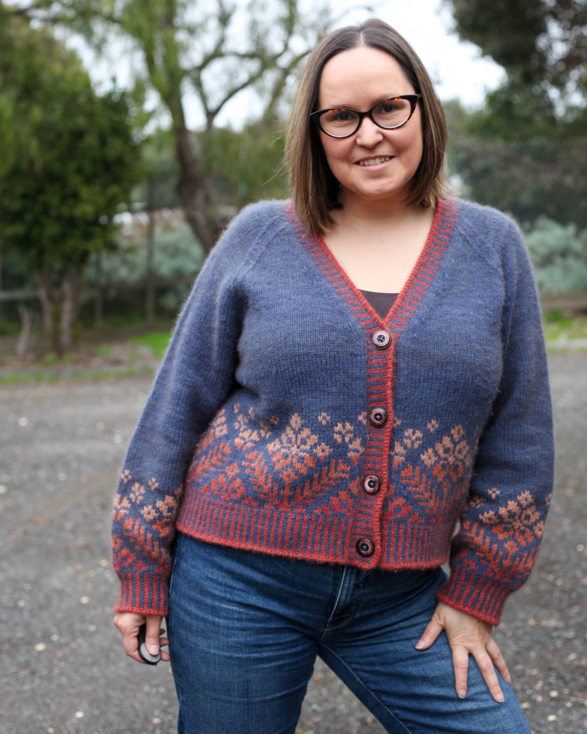 Louie & Lola Yarns Alma Cardigan Fade Kit - Denim & Salmon Run