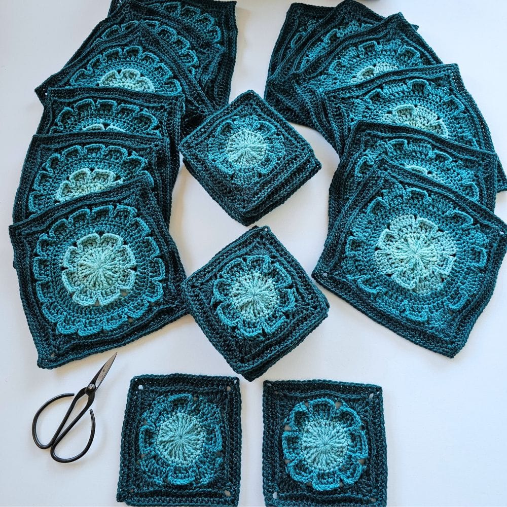 Louie & Lola Yarns Malachite Scarf - Yarn Bundle