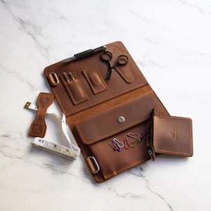 Thread & Maple Thread & Maple - Mini Leather Square Zip Pouch